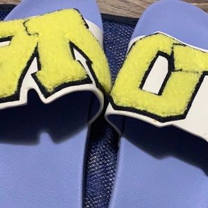 Love Tory Burch Slides